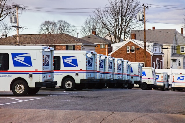 Priority Mail vs. USPS Ground Advantage